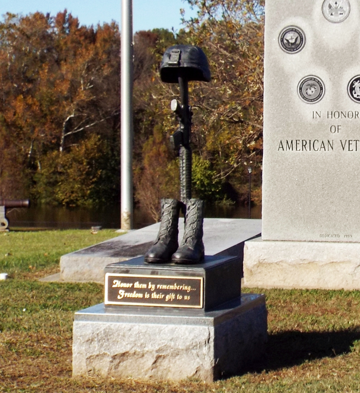 Commemorative Landscapes of North Carolina | Fallen Soldier Memorial